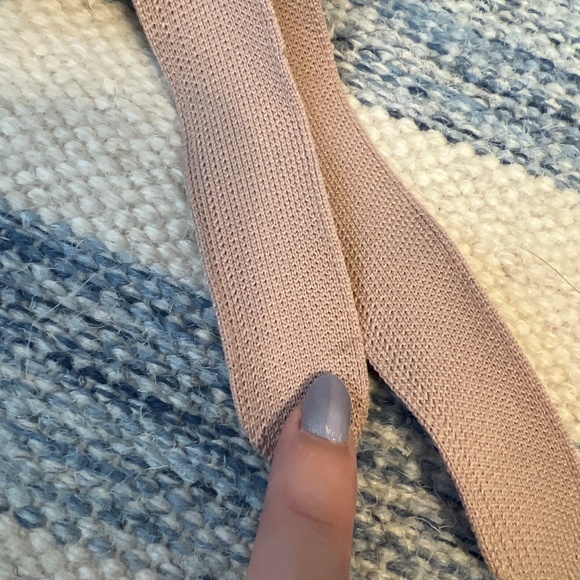 Mary Jane Rothy’s in Rosebud - Picture 4 of 6